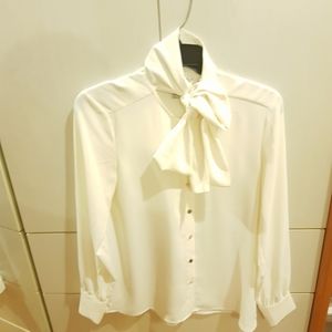 H&m tie neck blouse